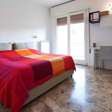 A Soli 15 Minuti Da Venezia Bus Sotto Casa 메스트레 외부 사진